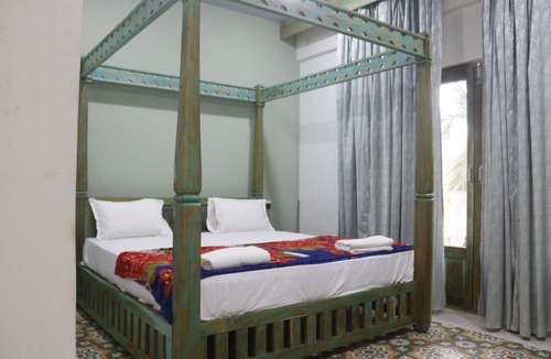 Arambol Hotel | Lavish Exotic Hotel & Apartment