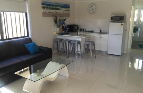 Barrack Point Villa | Lazy Dayz Shellharbour