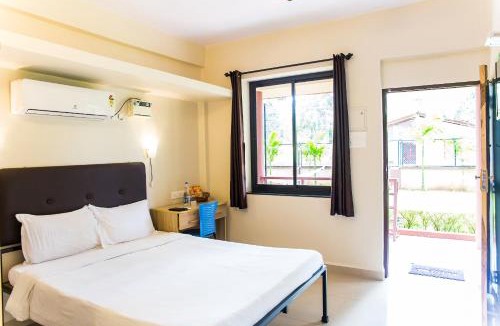 Carmona House | Lazy Frog Guest House