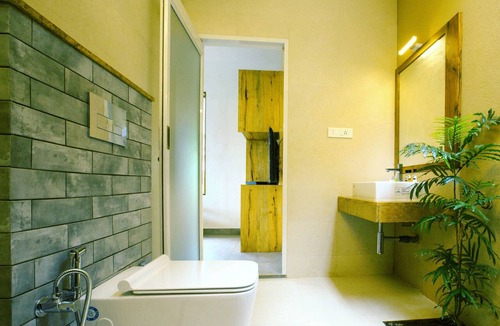 Kedavur Hotel | Le Candles Resort