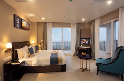 Vagamon Hotel | Le Crown Hotel