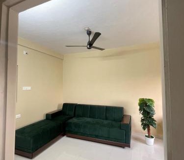 East Nada Apartment | Le Divine C3 Premium 1bhk Apartment 100meters from Guruwayur temple