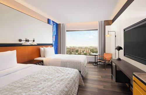 Satellite Hotel | Le Méridien Ahmedabad