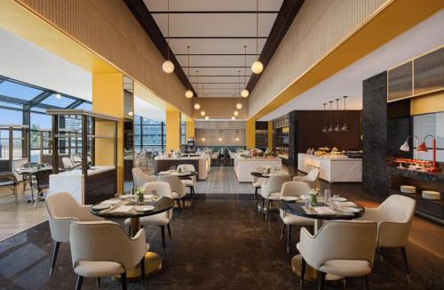 Surat Hotel | Le Meridien, Surat
