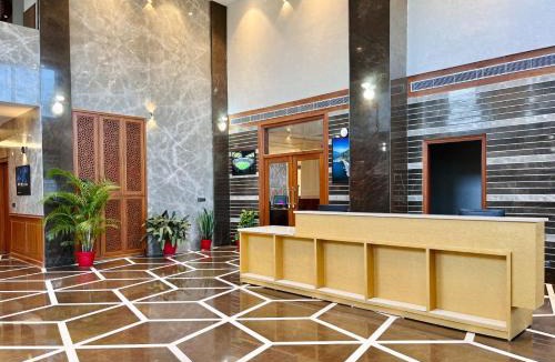 Dehradun Hotel | Le OVAL Hotel & Resorts