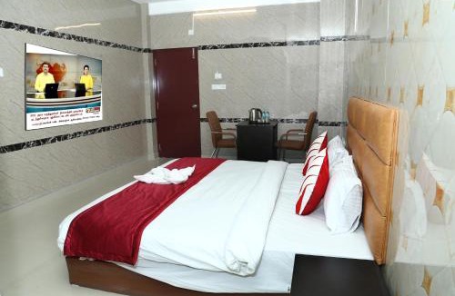 Perambur Purasavakam Hotel | Le Royal Inn