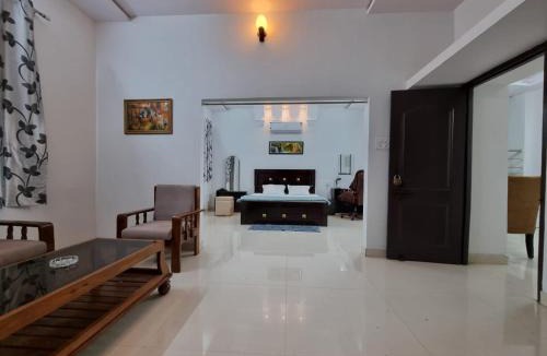 Jabalpur Apartment | Leela Homestay Jabalpur - Lily - 2 BHK Luxury appartment