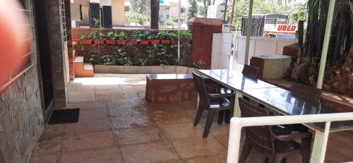 Panchgani House | Leela villa - Ancient Redstone Escape