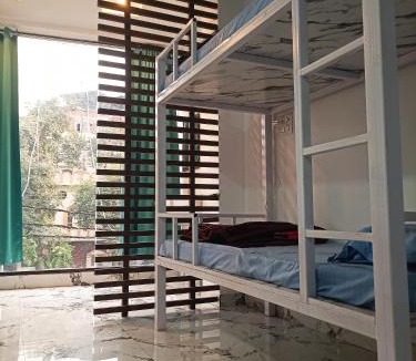Jhansi Hostel | Leesha Tower - Dormitory