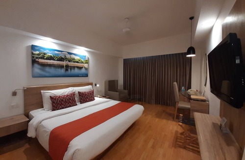 Little Mount Hotel | Lemon Tree Hotel Chennai