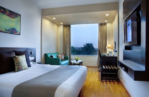Little Mount Hotel | Lemon Tree Hotel Chennai