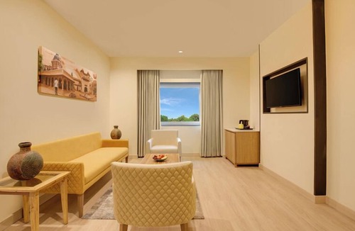 Thergaon Hotel | Lemon Tree Hotel Chinchwad Pune