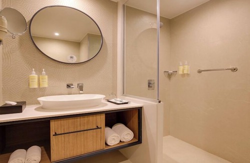 Thergaon Hotel | Lemon Tree Hotel Chinchwad Pune