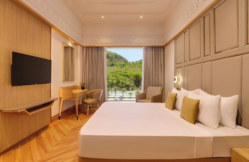 Sasunavghar Hotel | Lemon Tree Hotel Mira Road Mumbai