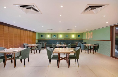 Rajkot Hotel | Lemon Tree Hotel, Rajkot