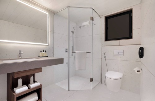 Rajkot Hotel | Lemon Tree Hotel Rajkot