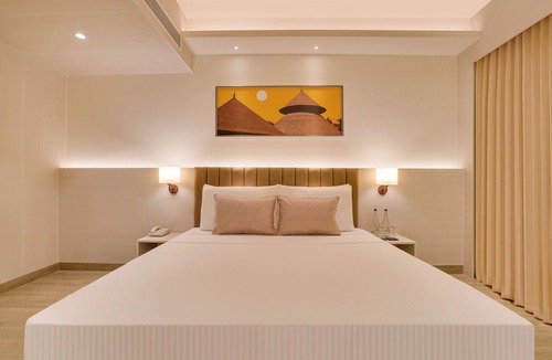 Thiruvananthapuram Hotel | Lemon Tree Premier Thiruvananthapuram