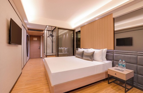 Malad West Hotel | Lemon Tree Premier Malad Mumbai