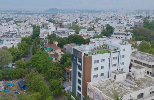 Banjara Hills Apartment | Let Home