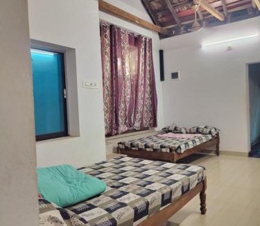 Tonse West Villa | Lewis Homestay