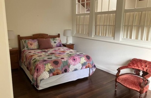 Hamilton House | Library Cottage