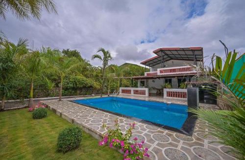 Lonavala House | Lifeline Villas- Cliff Side Villa With Huge Garden and Private Pool