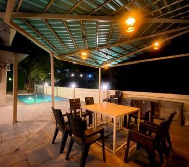 Panchgani Villa | Lifeline Villas - Luxurious Elegant Getaway Villa With Table Land View