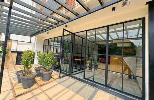 Sector 51 Apartment | Lime Tree Hotel Sector 51 Gurgaon