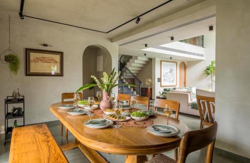 Chapora Villa | Lindsay Manor VaNa 4BHK Private Pool 1KM Beach