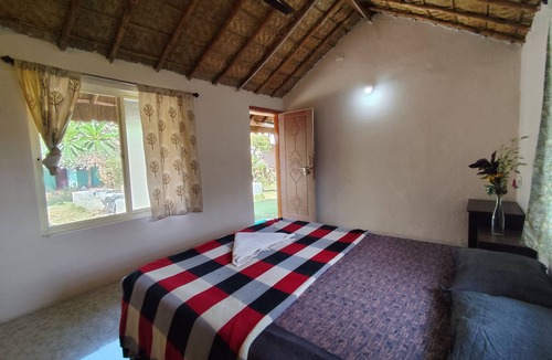 Kamalapur House | Little banana homestay