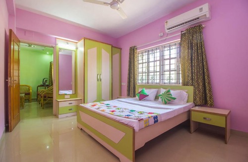 Sernabatim Apartment | Lively 3BHK Abode near Colva Beach