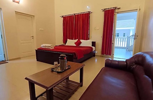Fern Hill Hotel | LMS Palve Sugavasam
