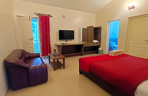 Fern Hill Hotel | LMS Palve Sugavasam
