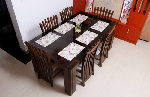 Krishnagiri Hotel | Loquat Inn Homestay