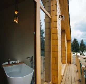 Piatra Fantanele Ski Chalet | Lordis Cabin Tihuța