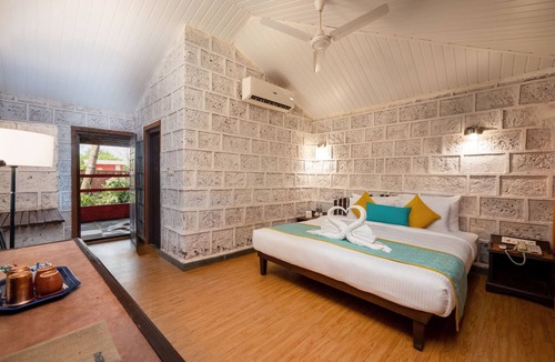 Murud-Harnai Hotel | Lotus an Eco Beach Resort Dapoli Murud