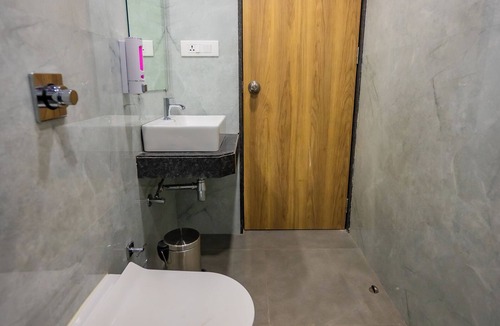 Bherav Hotel | Lotus Leaf
