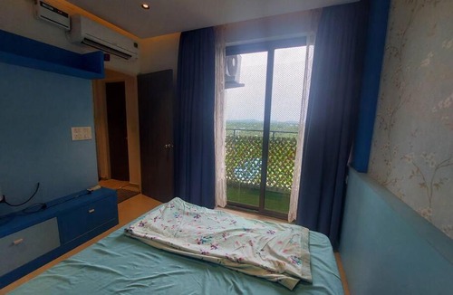 Kelambakkam Apartment | Lovely 1bedroom compact condo at 9th floor