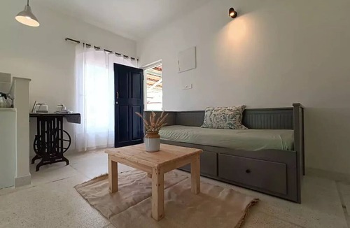 Cana Apartment | Lovely double room with a balconyn