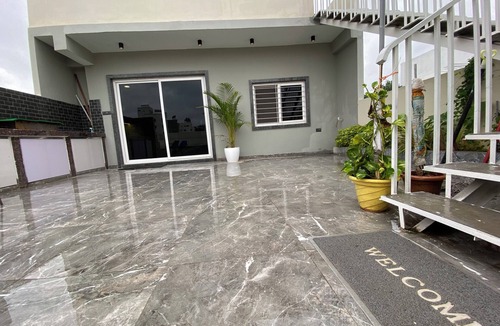 Toli Chowki Apartment | Lovely studio with AC in vibrant Hyderabad neighborhood