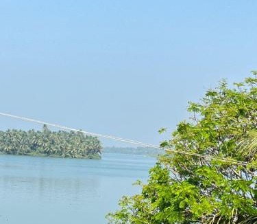 Tonse West Villa | Low tide Homestay