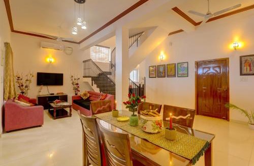 Nagoa Villa | Ludo Private Pool Villa, WiFi-Caretaker-Parking, North Goa