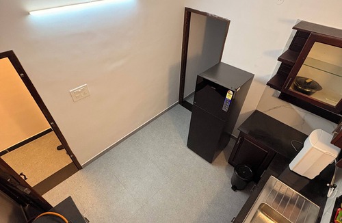 Edapalli Apartment | Lulu Mall Side Modern 2 BR Ideal for Long & Short Stay