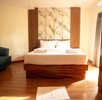 Kudal Hotel | Lume Stayz