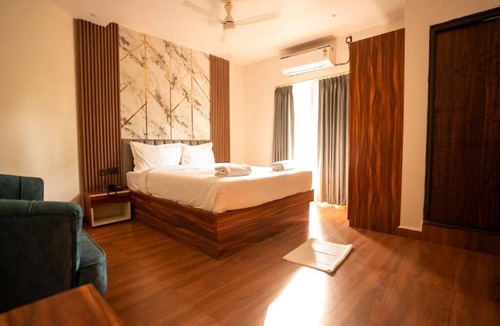 Kudal Hotel | Lume Stayz