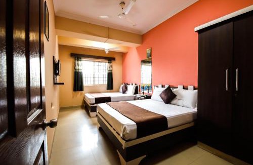 Kalasipalya Hotel | Lusia Inn