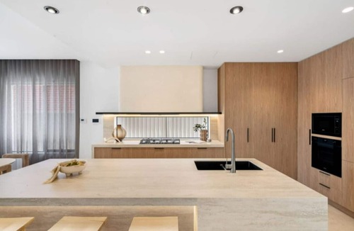 Sans Souci House | Luxe on Sandringham San Souci Sanctuary