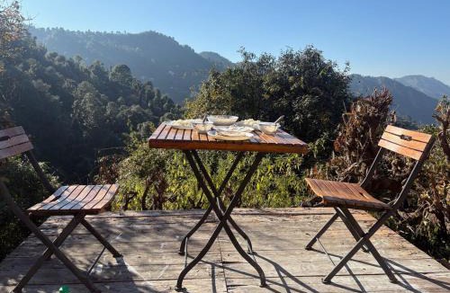 Khattalwada Villa | Luxsugero Mountain View Premium Cottage