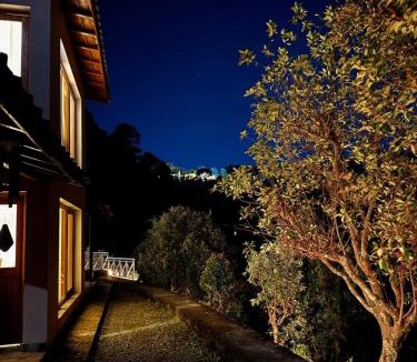 Khattalwada Villa | Luxsugero Mountain View Premium Cottage