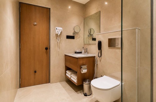 Vanthli Hotel | LUXURIA INN BY CHANDAN